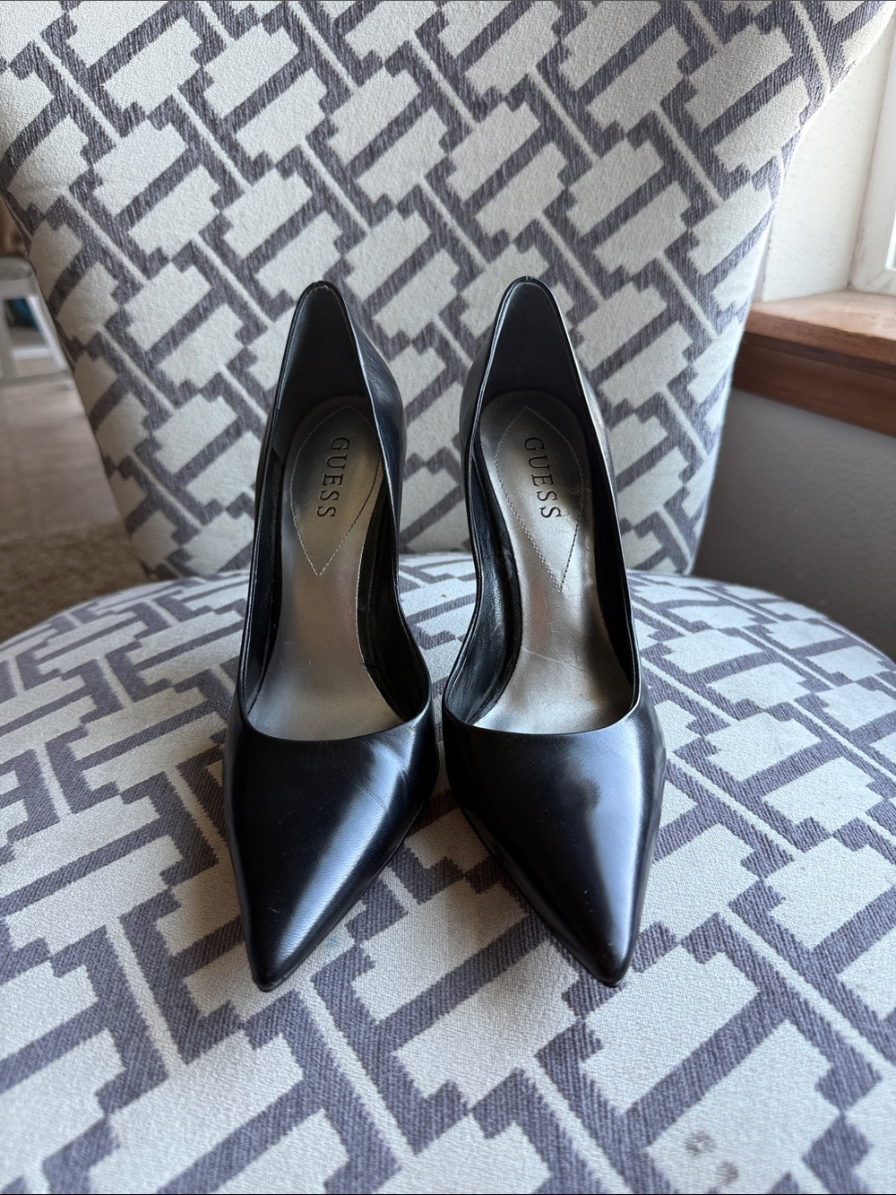GUESS Black Pointed Toe Leather Heels